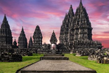JAKARTA – YOGYAKARTA — Bali Circuito Interior y Yogjakarta