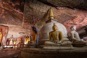 Templo de la Cueva de Dambulla — Explore Sri Lanka con playas Suroeste