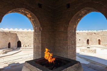 Templo del Fuego de Atashgah, Bakú, Azerbaiyán — Países del Cáucaso