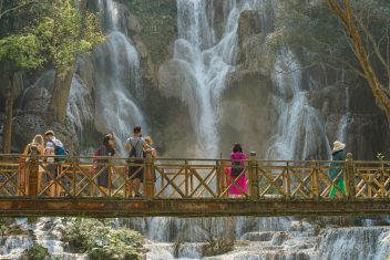 Cataratas de Kuang Si — Laos en Tren