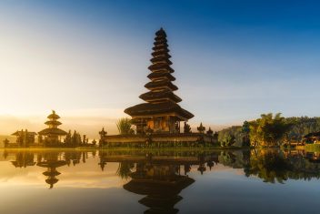 UBUD – TANAH LOT – JATILUWIH – BEDUGUL – LOVINA — Bali Circuito Interior y Gili