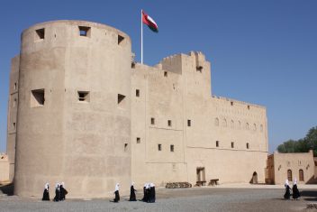 Castillo de Jabreen — Atrévete con Omán