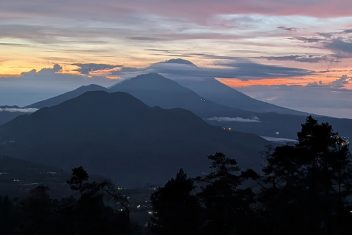 LOVINA – KINTAMANI – TUKAD CEPUNG – CANDIDASA — Salidas En Grupo – Bali Circuito Interior con Gili