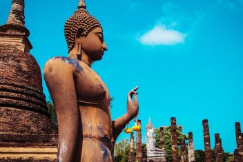 SUKHOTHAI – CHIANG RAI — Contrastes de Tailandia