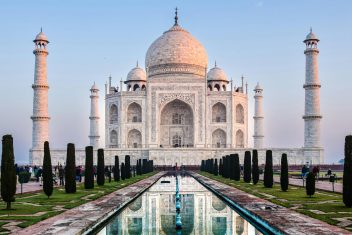 Taj Mahal — India Especial Diwali