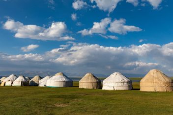Yurta en Kyrgyzstan — Expedición por Kirguistán