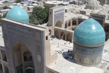 Bukhara — Uzbekistán en Verano con Yurtas