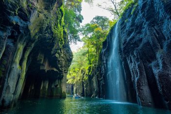 MONTE ASO – TAKACHIHO – TSUETATE ONSEN — Japón Rascacielos y Tatamis con Kyushu