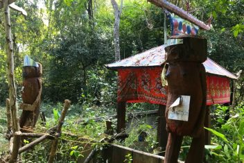 Tumba en Ratanakiri — Camboya al Completo con Ratanakiri