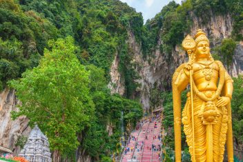 Cuevas Batu, Kuala Lumpur — Capitales del Sudeste Asiático y Krabi