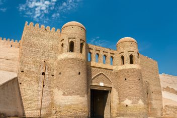 Fortaleza de Khodjant, Tayikistán — La Gran Ruta de la Seda