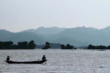 Mayong — Assam: Crucero por el Brahmaputra