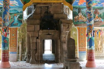 Wat Nokor, Kampong Cham — Camboya en grupo con Koh Rong