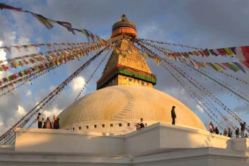 Estupa Boudhanath — India Fascinante y Nepal
