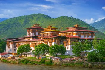 Punakha Dzong — Bután al Completo y Katmandú