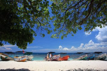Playa de Trincomalee — Explore Sri Lanka con playas Nordeste
